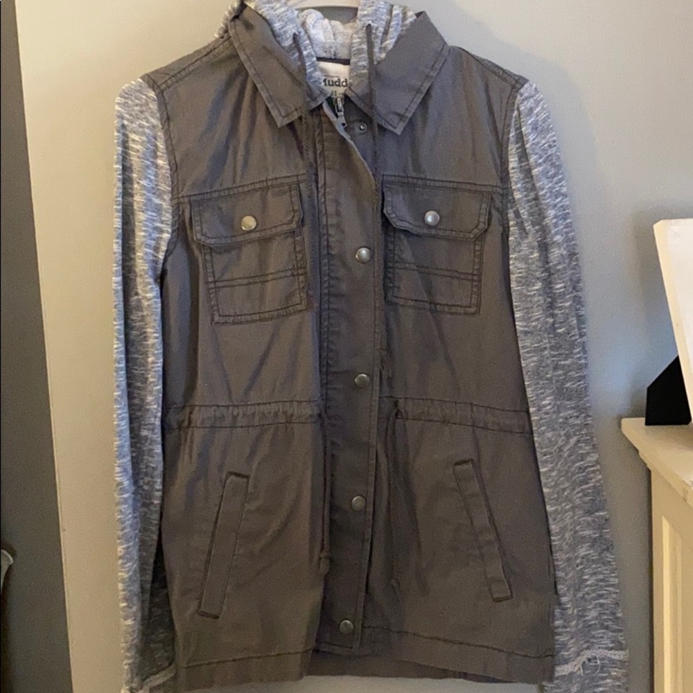 women’s sweatshirt jacket